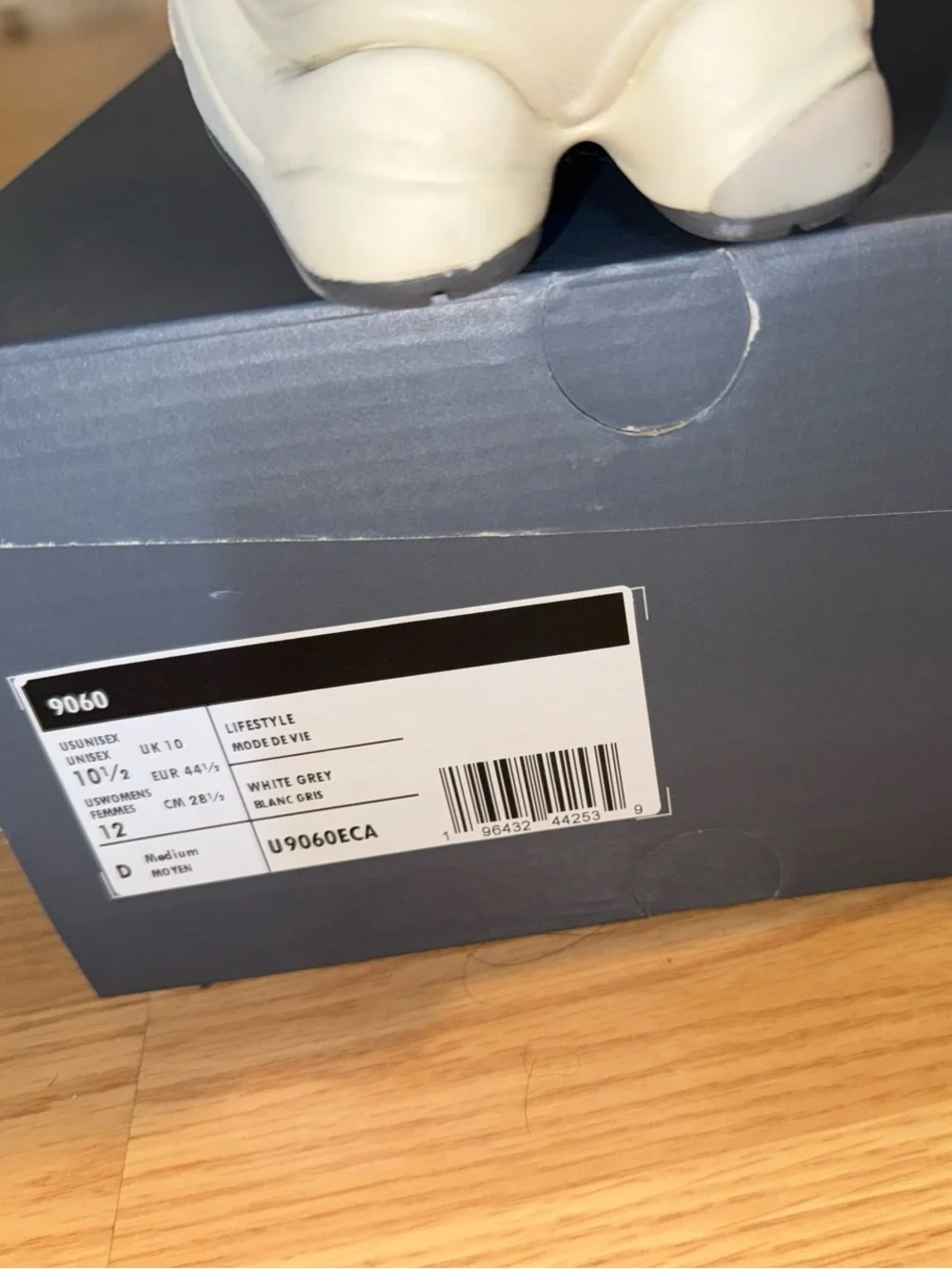 New Balance 9060 creme colorway